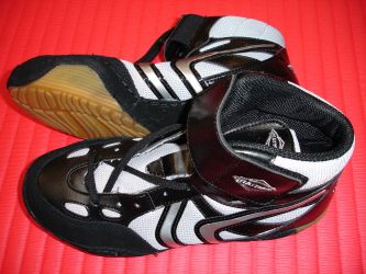 wrestling shoes clearance